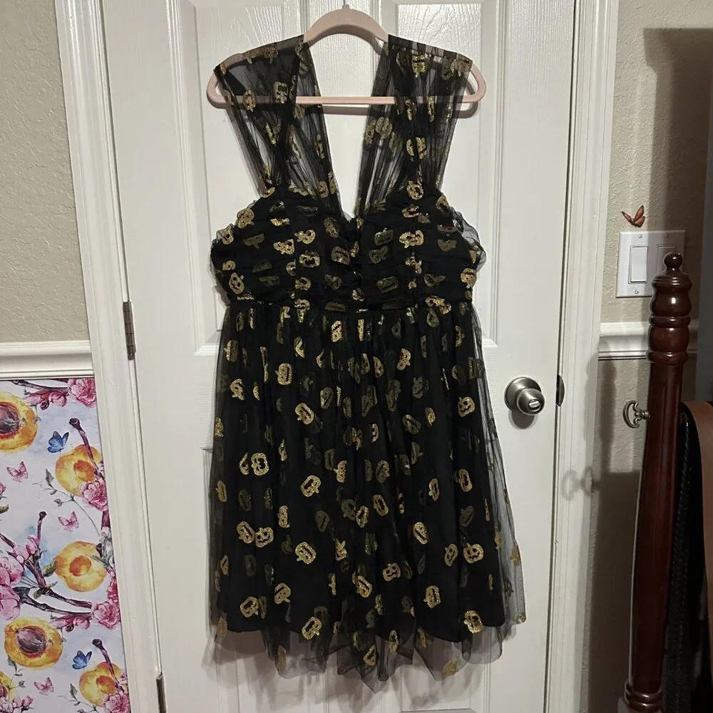 Unique Vintage Heart and Soul Babydoll Dress in Pumpkins - Picture 2 of 4